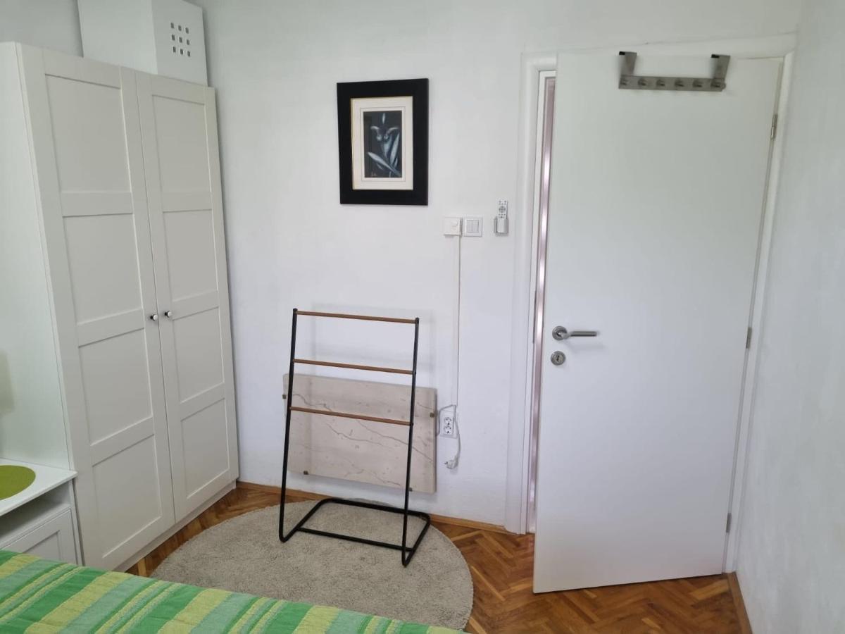 Apartment Mastrinka By The Sea -10M Trogir Luaran gambar