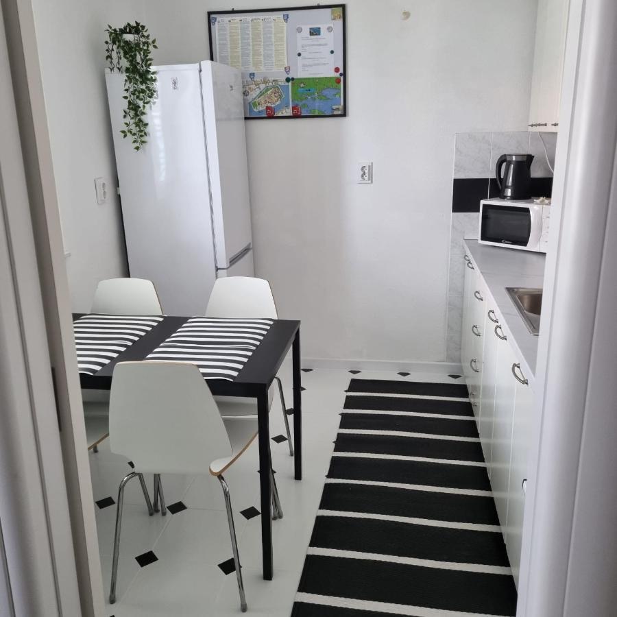 Apartment Mastrinka By The Sea -10M Trogir Luaran gambar