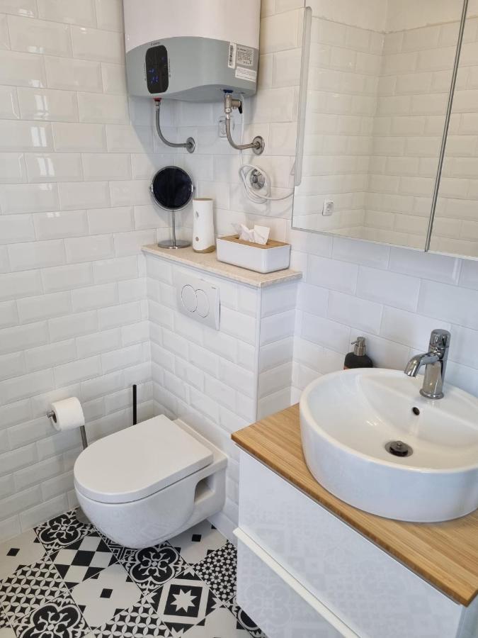 Apartment Mastrinka By The Sea -10M Trogir Luaran gambar